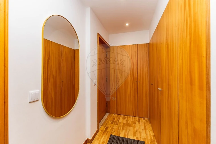 Moradia T4 para Venda em Vilar de Pinheiro Foto 14