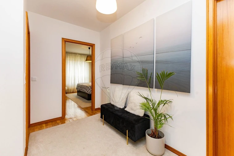 Moradia T4 para Venda em Vilar de Pinheiro Foto 20