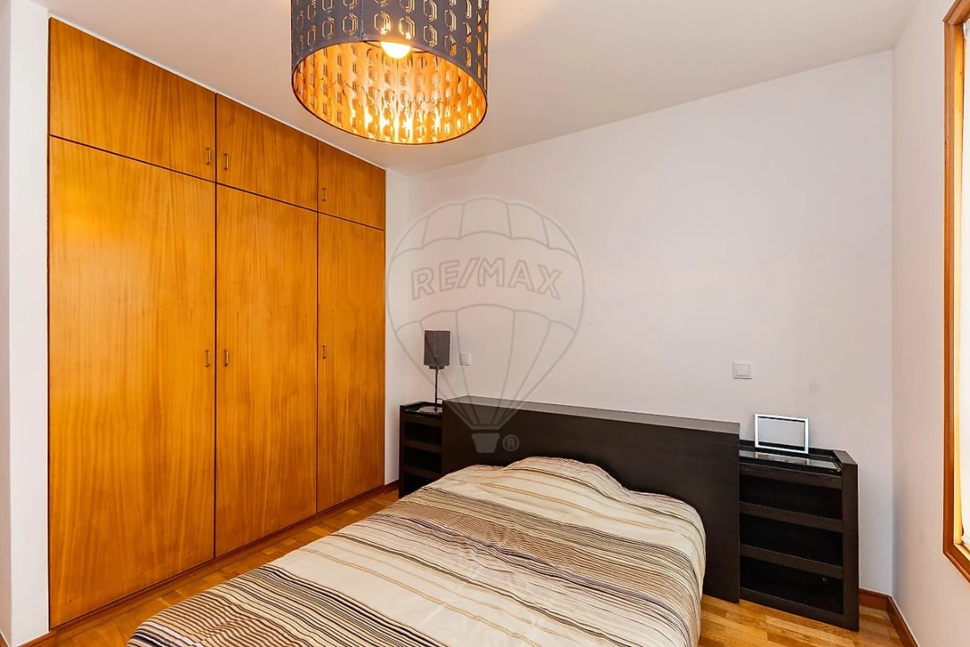 Moradia T4 para Venda em Vilar de Pinheiro Foto 24