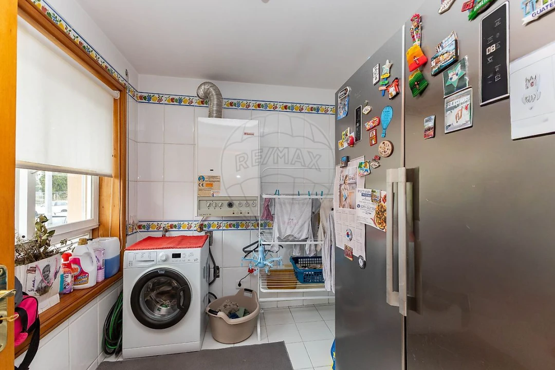 Moradia T4 para Venda em Vilar de Pinheiro Foto 16