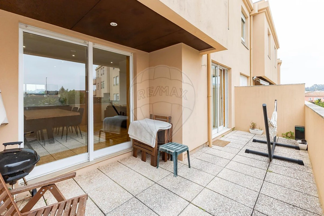 Moradia T4 para Venda em Vilar de Pinheiro Foto 8