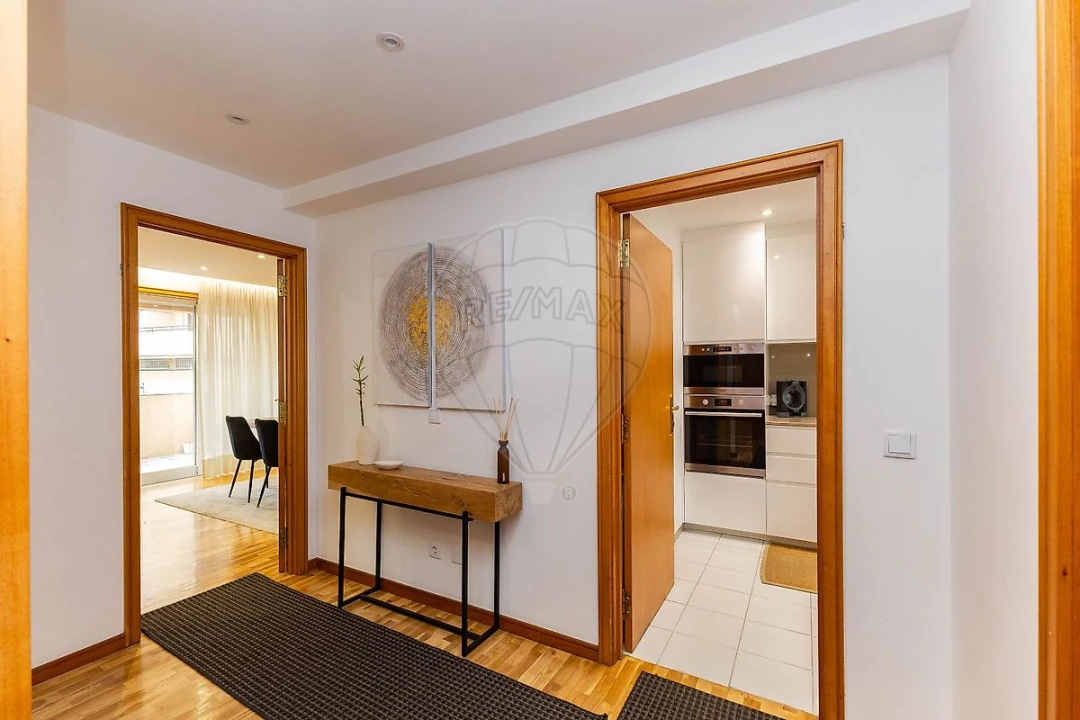 Moradia T4 para Venda em Vilar de Pinheiro Foto 17