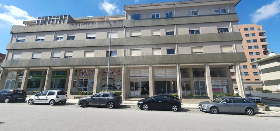 Apartamento T3 para Venda em Ermesinde Foto 12