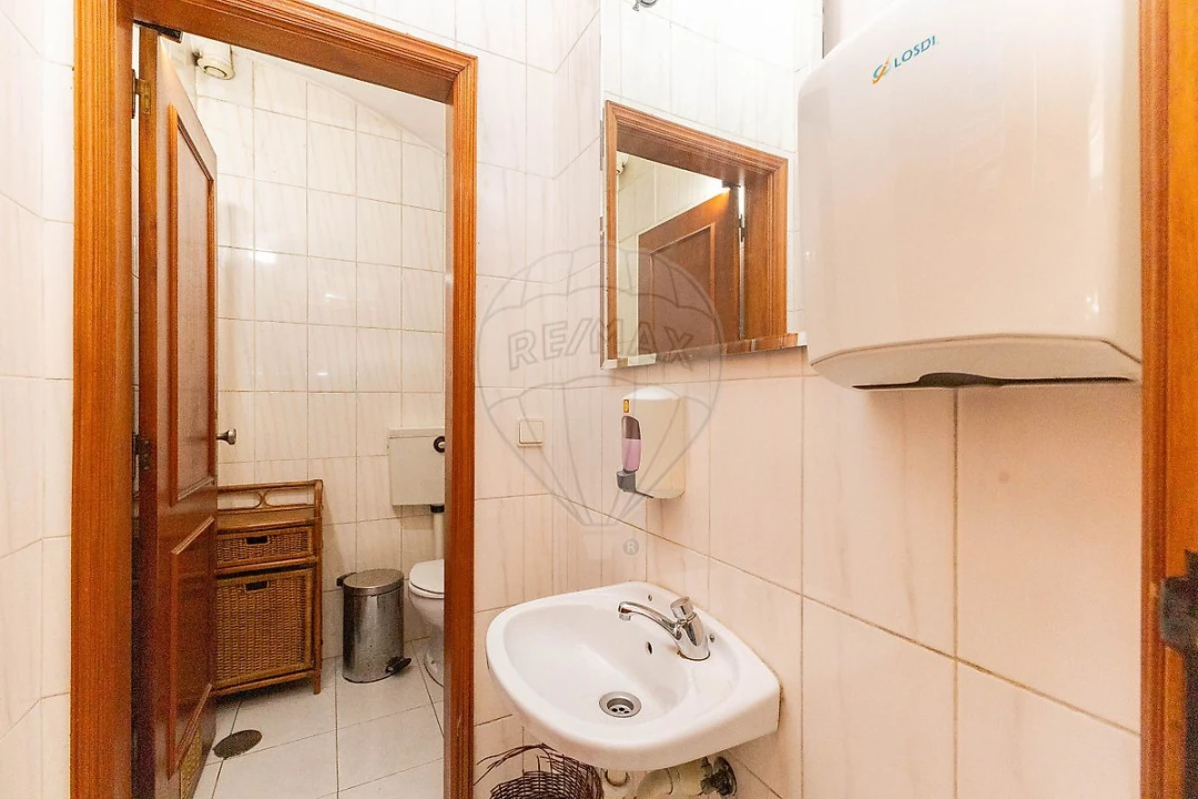 Loja para Venda em Campanhã Foto 15
