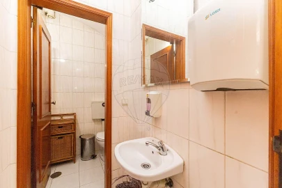Loja para Venda em Campanhã
