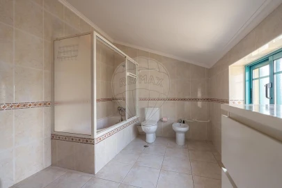 Apartamento T4 para Venda em Nelas