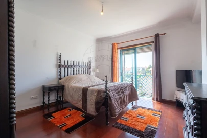 Apartamento T4 para Venda em Nelas