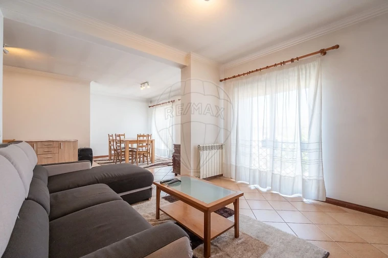 Apartamento T4 para Venda em Nelas Foto 17