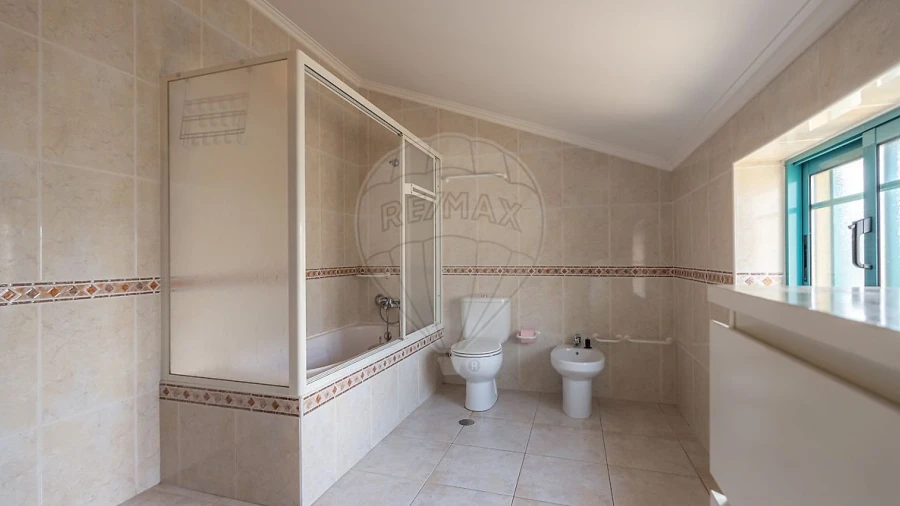 Apartamento T4 para Venda em Nelas