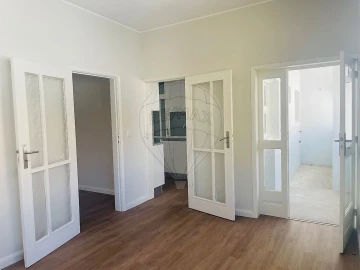 Apartamento T3 para Arrendamento em Paranhos
