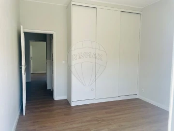 Apartamento T3 para Arrendamento em Paranhos