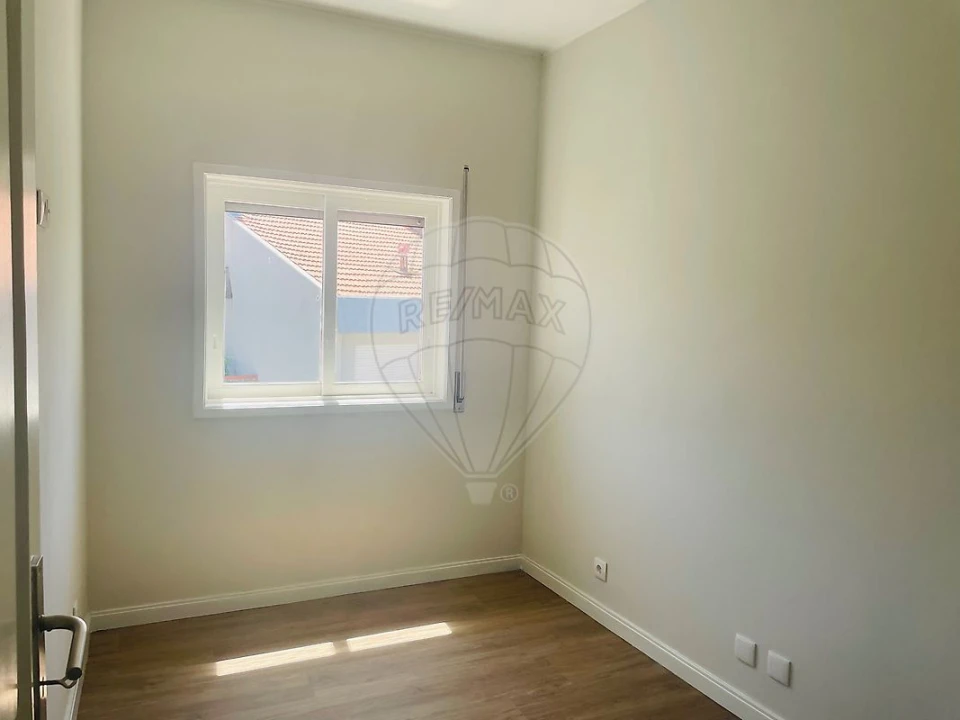 Apartamento T3 para Arrendamento em Paranhos Foto 8