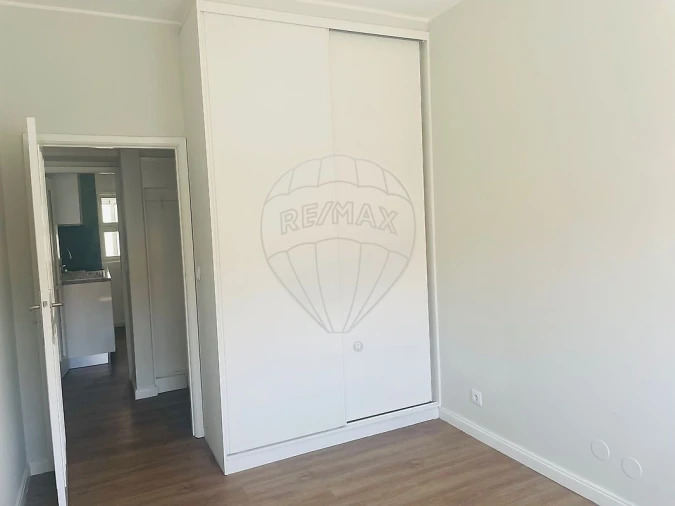 Apartamento T3 para Arrendamento em Paranhos Foto 19