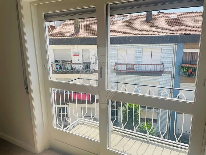 Apartamento T3 para Arrendamento em Paranhos Foto 14