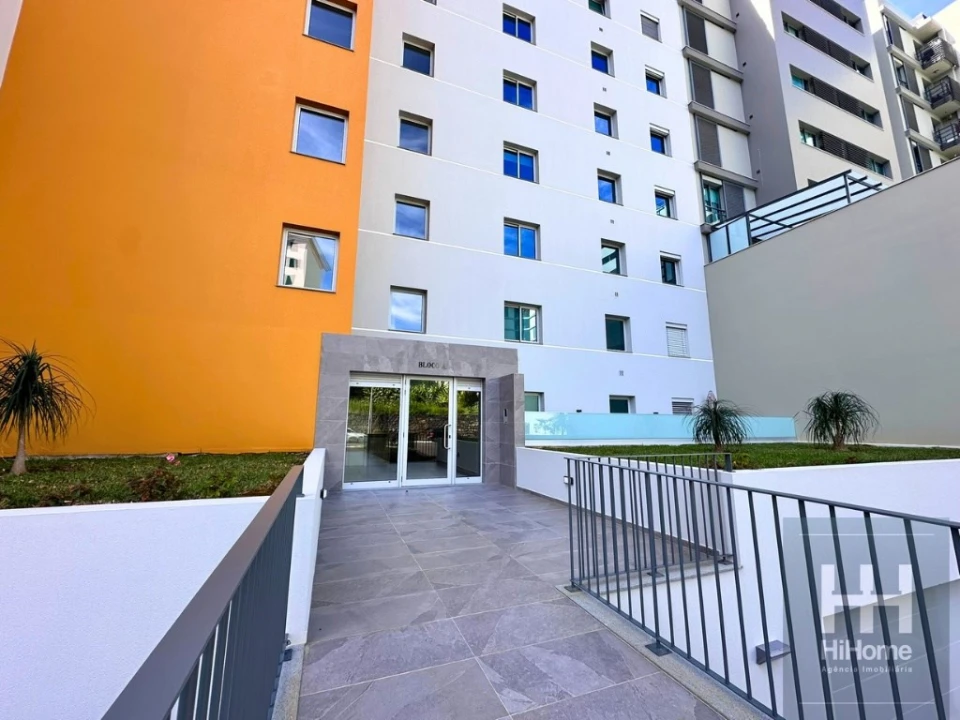 Apartamento T1 para Venda em São Martinho Foto 32