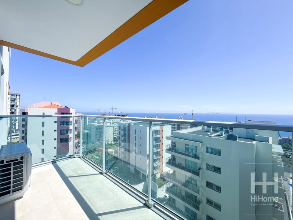 Apartamento T1 para Venda em São Martinho Foto 2