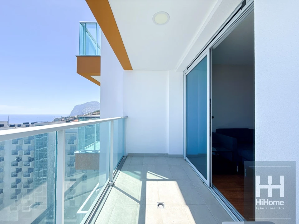 Apartamento T1 para Venda em São Martinho Foto 3