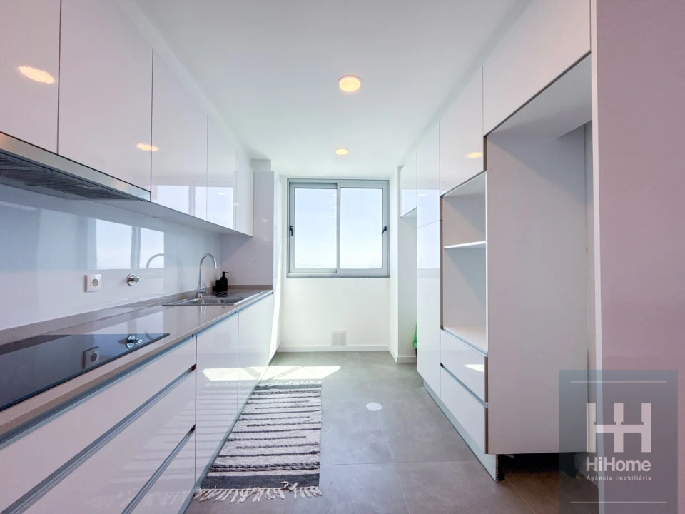 Apartamento T1 para Venda em São Martinho Foto 11