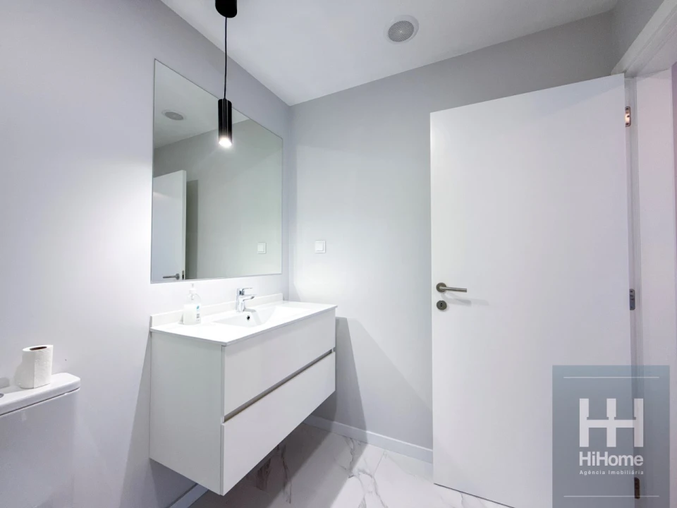 Apartamento T1 para Venda em São Martinho Foto 21