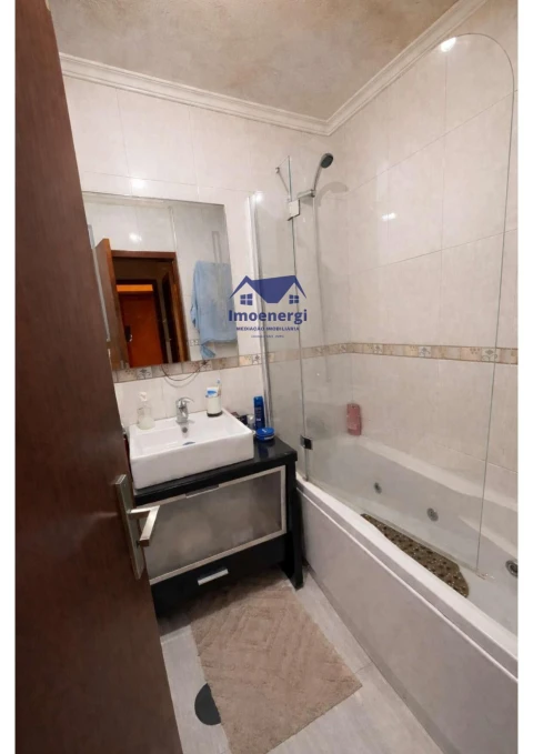 Moradia T2 para Venda em Vila Chã