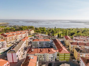 Apartamento T2 para Venda em Baixa da Banheira e Vale da Amoreira