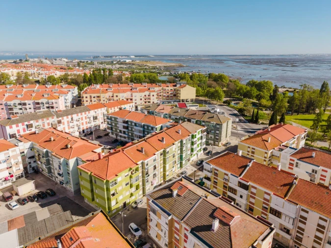 Apartamento T2 para Venda em Baixa da Banheira e Vale da Amoreira Foto 14