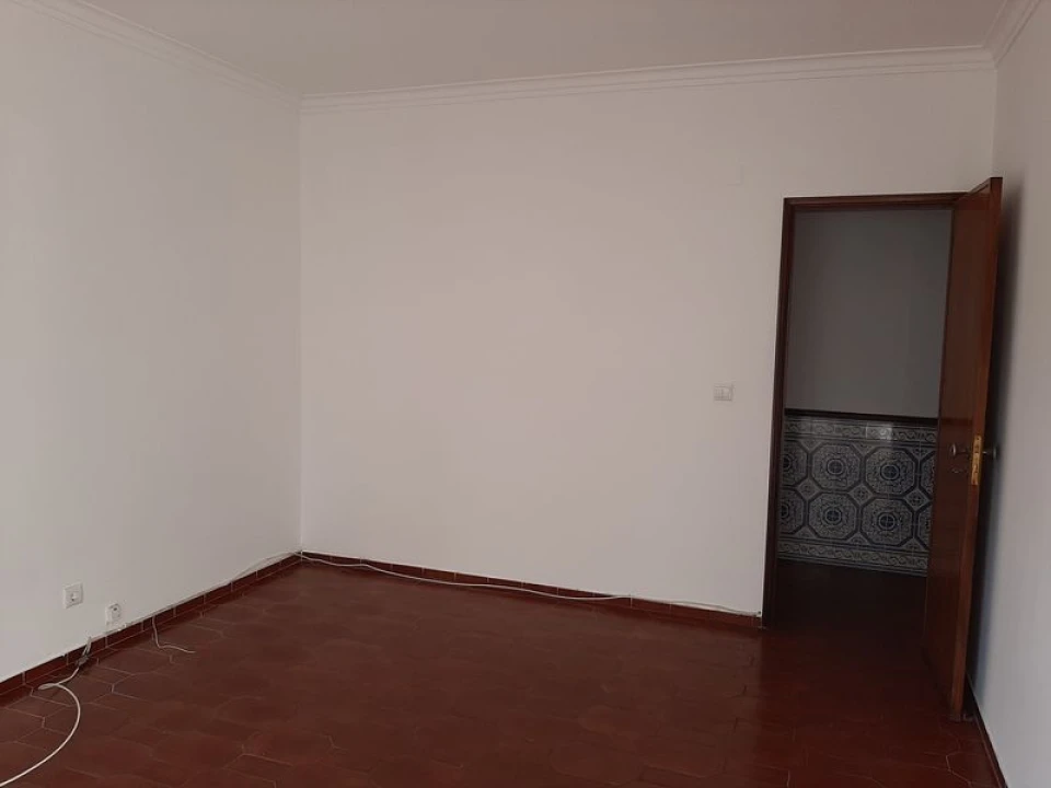 Apartamento T3 para Venda em Rio de Mouro Foto 6