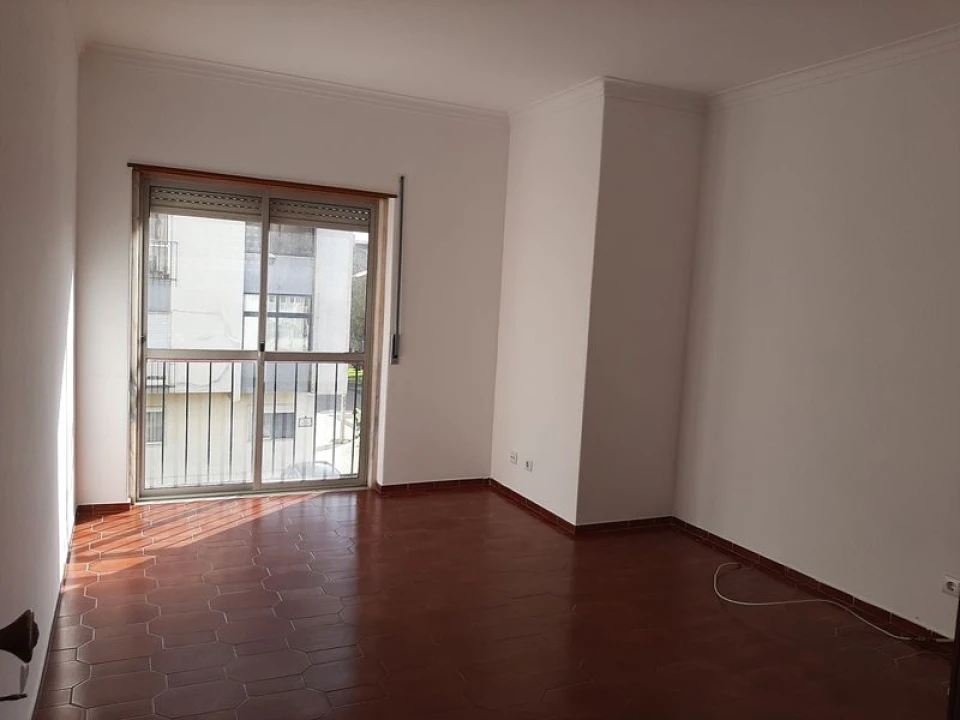Apartamento T3 para Venda em Rio de Mouro Foto 7
