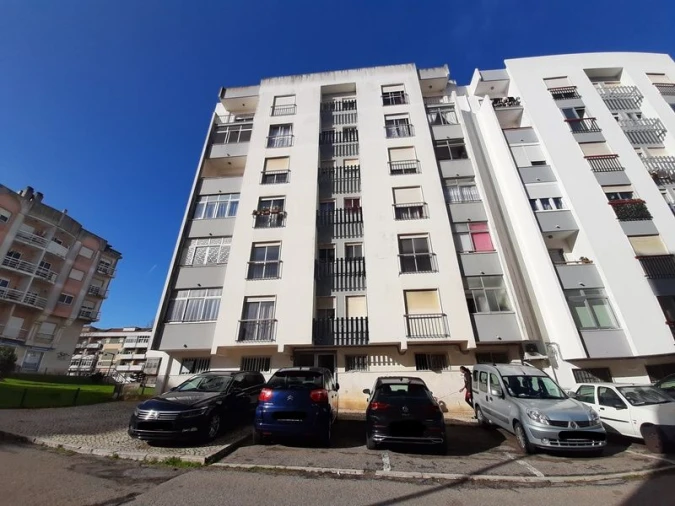 Apartamento T3 para Venda em Rio de Mouro Foto 16