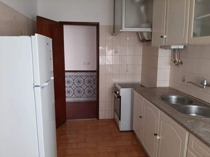 Apartamento T3 para Venda em Rio de Mouro Foto 2