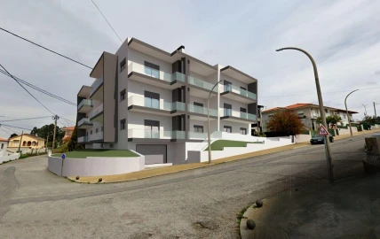 Apartamento T3 para Venda em Nogueira do Cravo e Pindelo