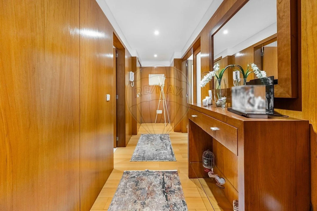 Apartamento T2 para Venda em Nogueiró e Tenões Foto 21