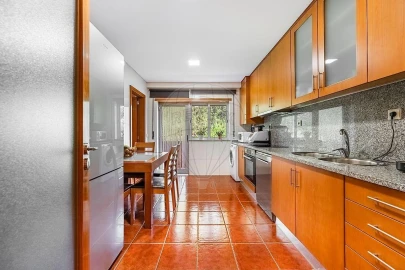 Apartamento T2 para Venda em Nogueiró e Tenões