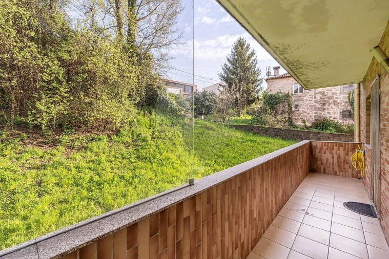 Apartamento T2 para Venda em Nogueiró e Tenões Foto 14