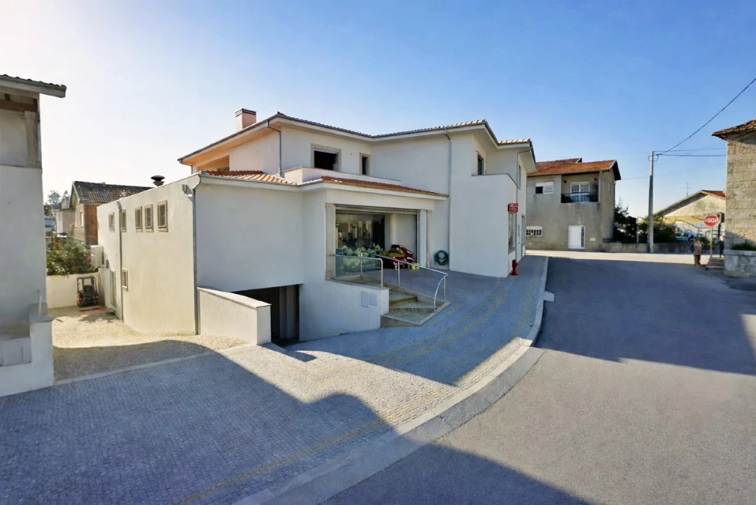 Loja para Venda em Sanfins Lamoso Codessos Foto 1