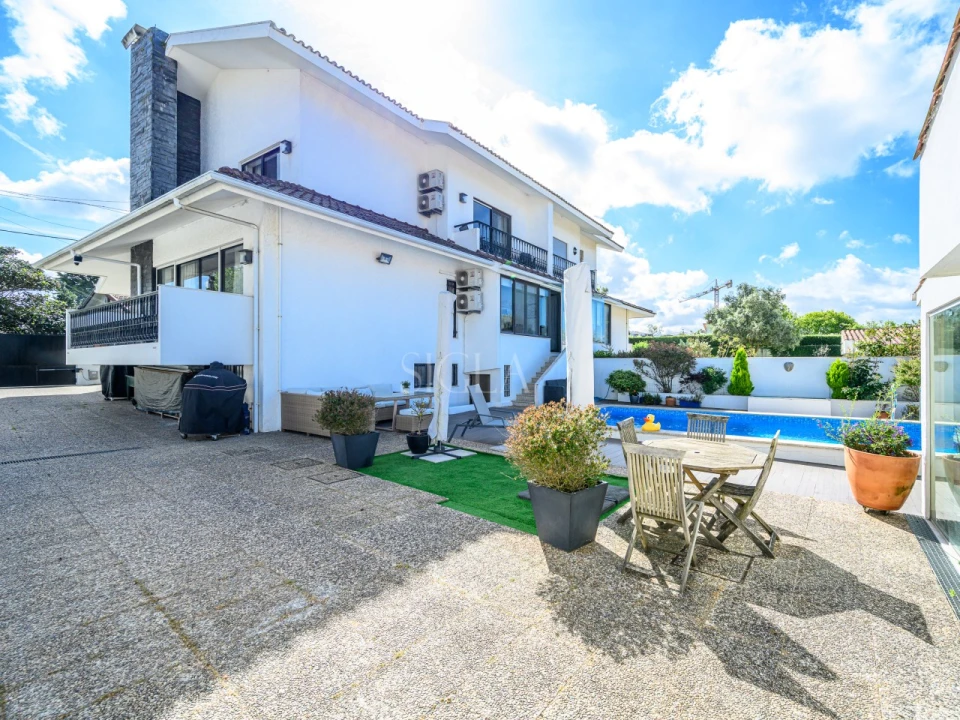 Moradia T3 para Venda em São Felix da Marinha Foto 2