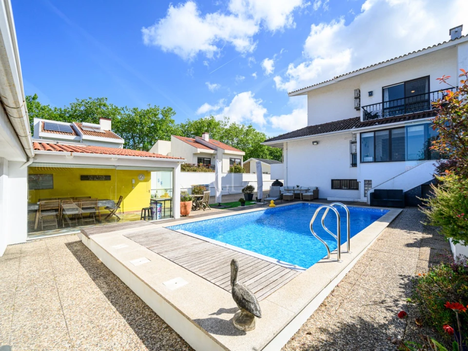 Moradia T3 para Venda em São Felix da Marinha Foto 5