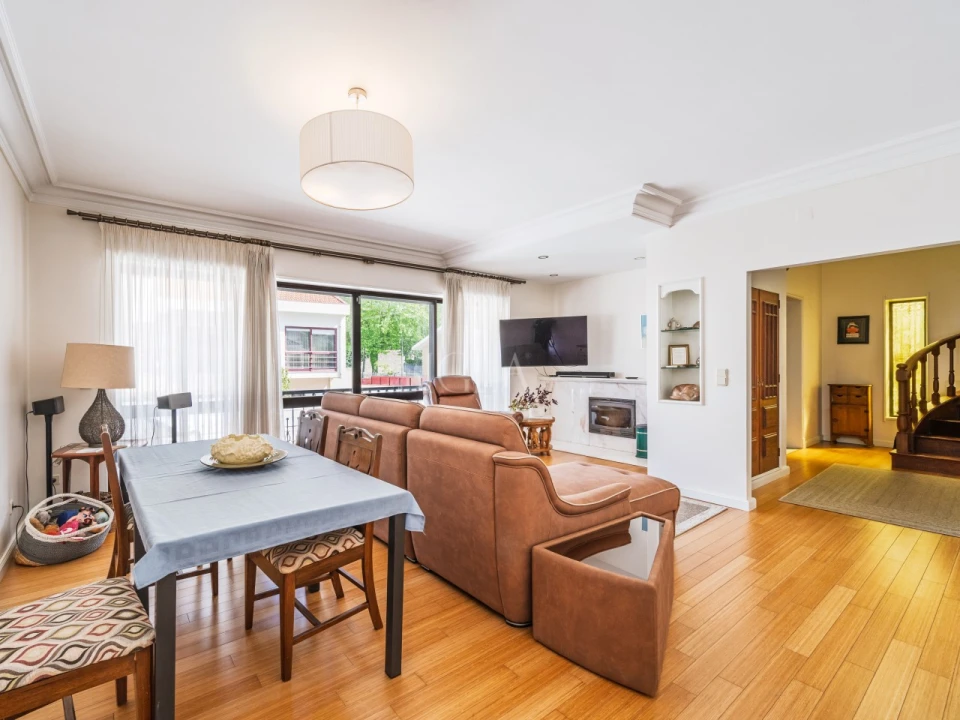 Moradia T3 para Venda em São Felix da Marinha Foto 13