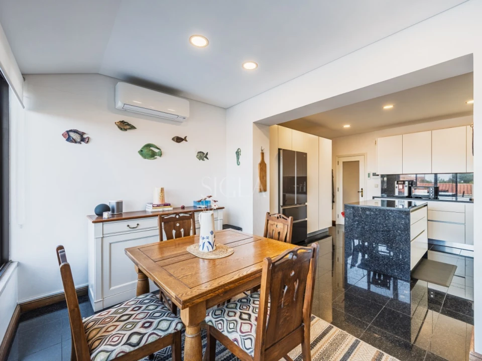 Moradia T3 para Venda em São Felix da Marinha Foto 21