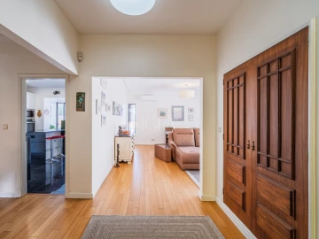 Moradia T3 para Venda em São Felix da Marinha