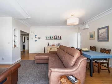 Moradia T3 para Venda em São Felix da Marinha