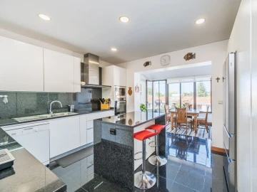 Moradia T3 para Venda em São Felix da Marinha