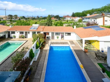 Moradia T3 para Venda em São Felix da Marinha