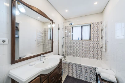 Moradia T3 para Venda em São Felix da Marinha