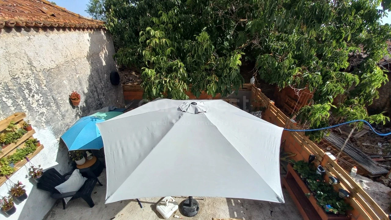 Moradia T1 para Venda em Madalena e Beselga Foto 12