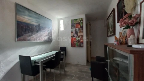 Moradia T1 para Venda em Madalena e Beselga