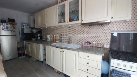 Moradia T1 para Venda em Madalena e Beselga