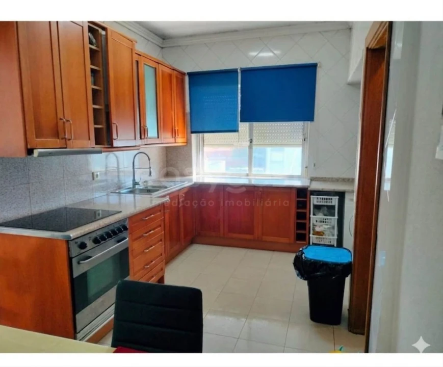 Apartamento T2 para Venda em Moita Foto 4