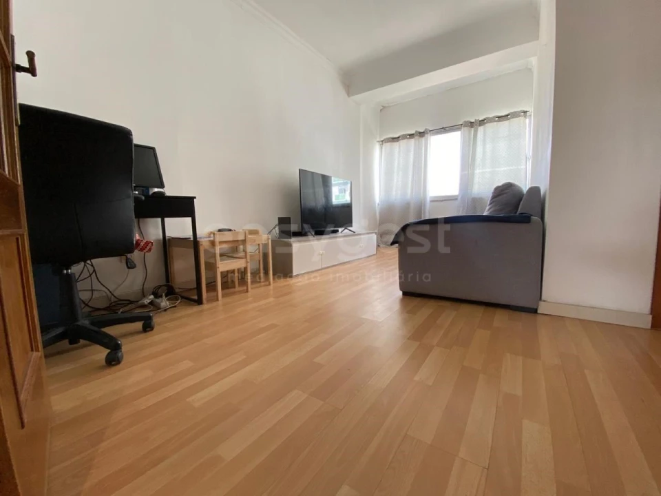 Apartamento T2 para Venda em Moita Foto 7