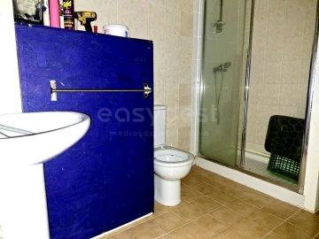 Negócio para Cedência de Quotas em Albufeira e Olhos de Água